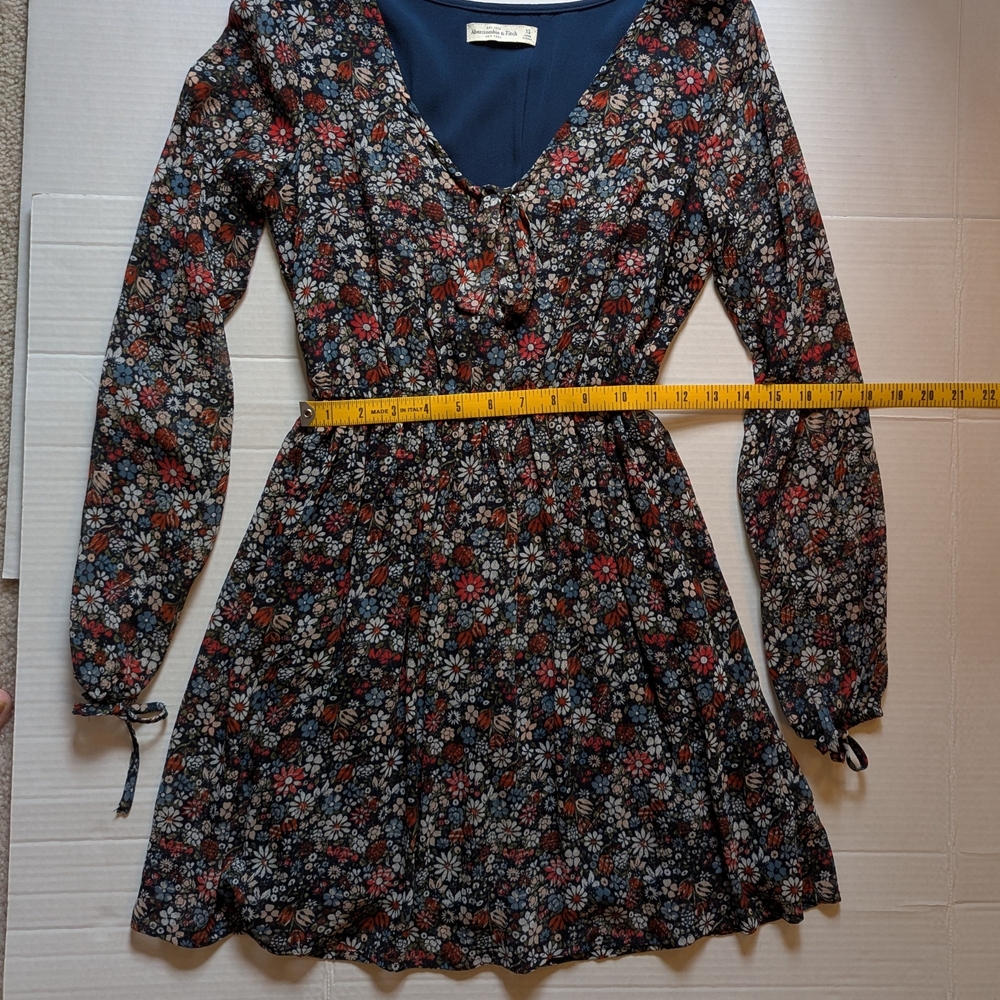 Abercrombie & Fitch Navy Floral  Elastic Waist V-Neck Dress XS - Picture 9 of 9